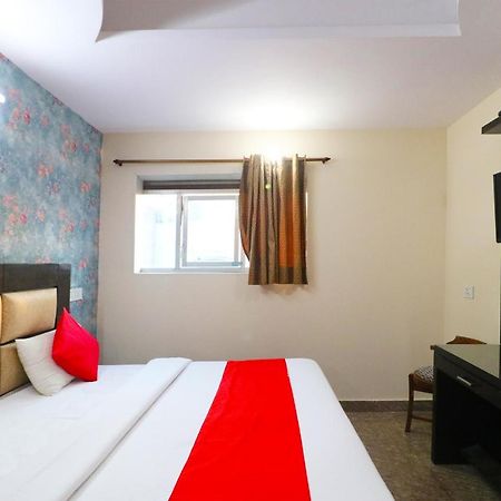 Hotel Westend Holiday Home 5 Mint From Nizamuddin Railway Station ニューデリー エクステリア 写真
