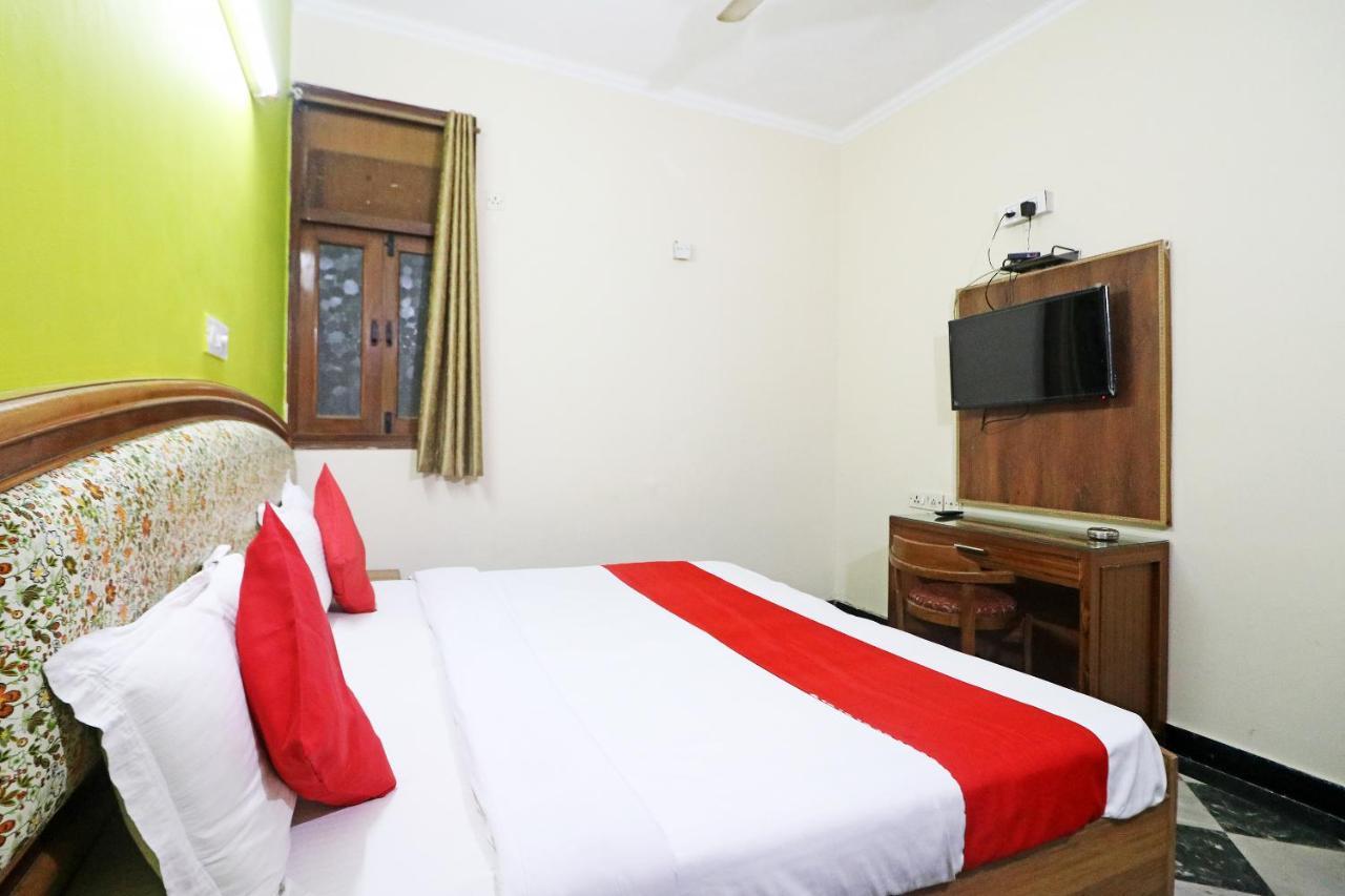 Hotel Westend Holiday Home 5 Mint From Nizamuddin Railway Station ニューデリー エクステリア 写真